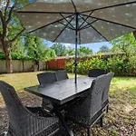 Casa Bethel Just 6 Minutes From Fort Lauderdale Airport And 10 Minutes From The Beach