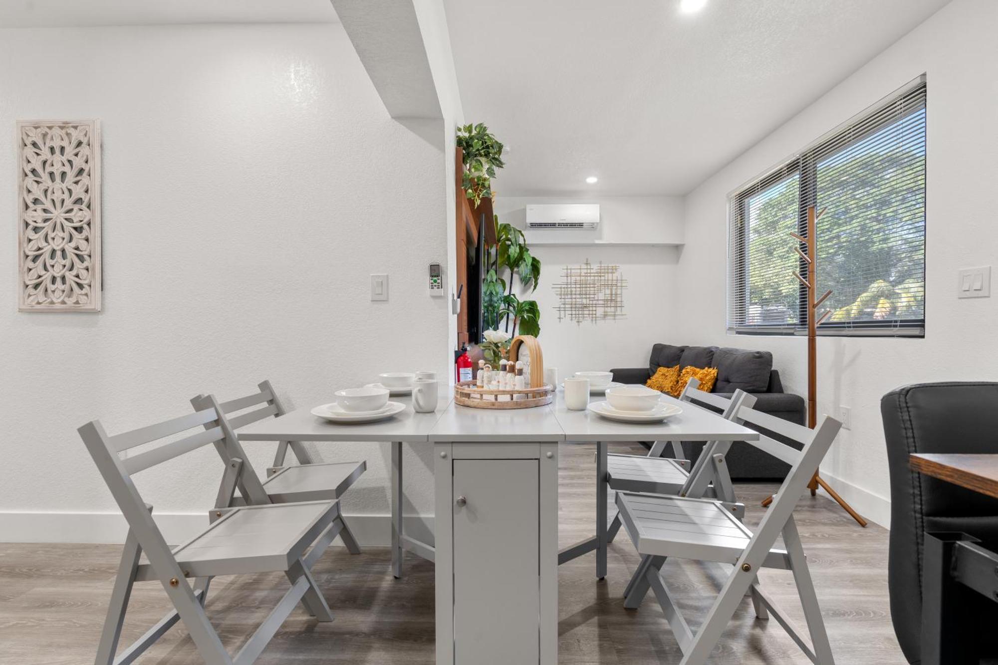 Apartment Casa Bethel Just 6 Minutes From Lauderdale Airport And 10 Minutes From The *