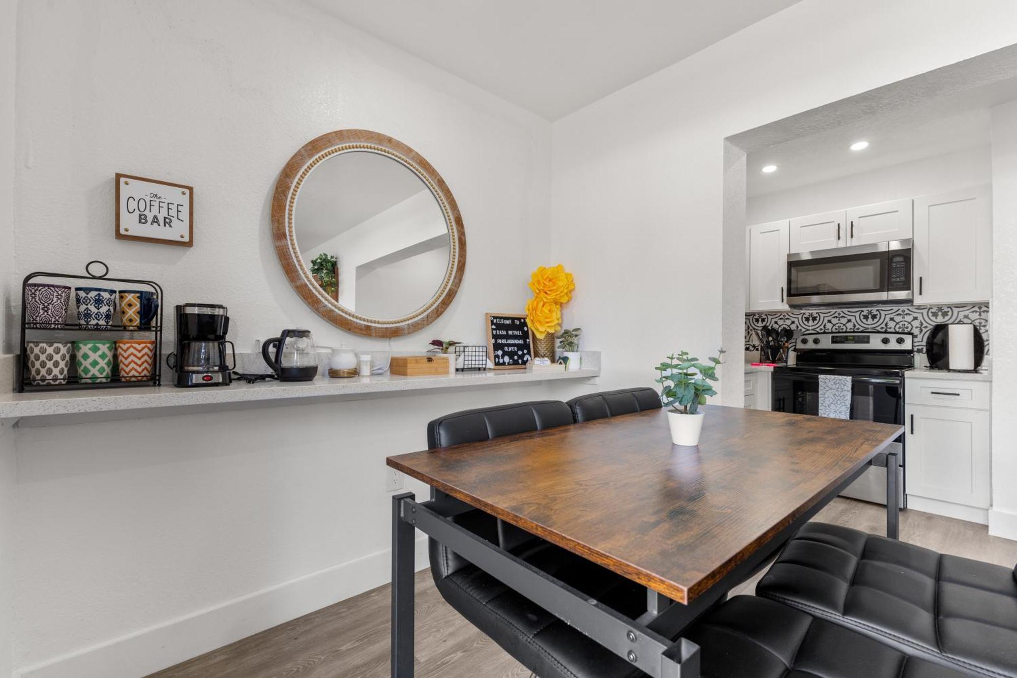 Casa Bethel Just 6 Minutes From Lauderdale Airport And 10 Minutes From The * Fort Lauderdale