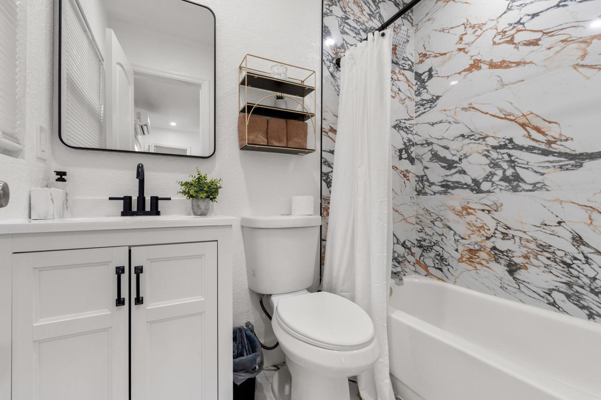 Casa Bethel Just 6 Minutes From Lauderdale Airport And 10 Minutes From The Apartment