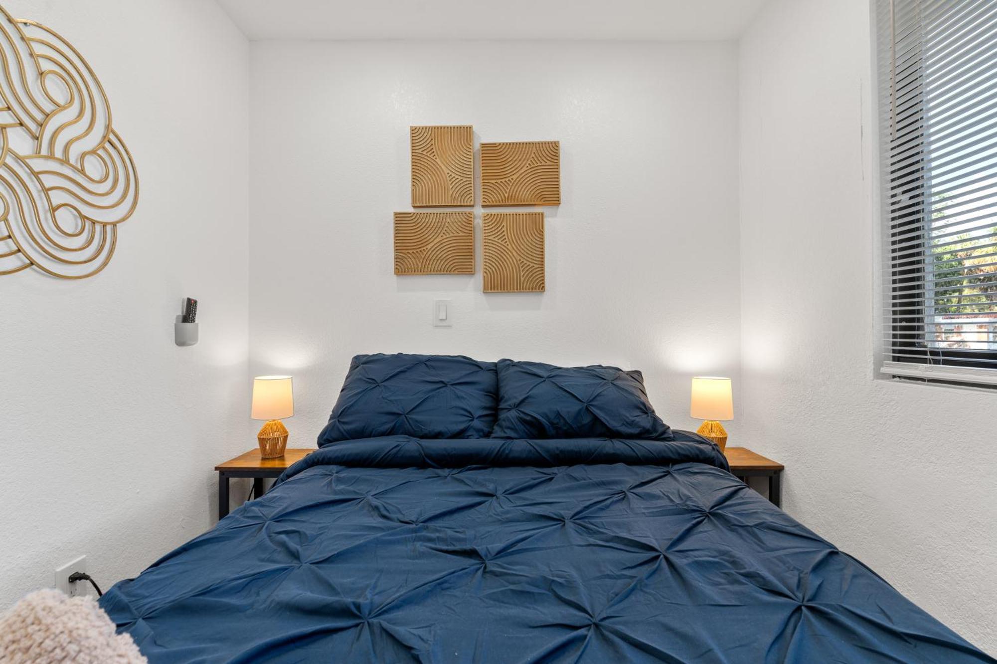 Casa Bethel Just 6 Minutes From Lauderdale Airport And 10 Minutes From The Apartment *